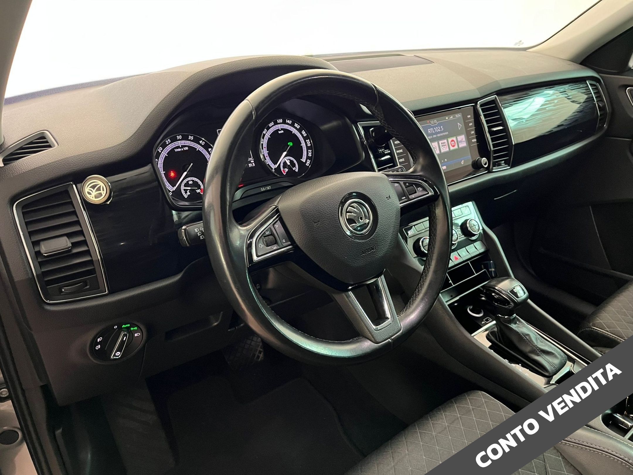 SKODA KODIAQ Suv 2.0 Tdi Scr Style Dsg 4Wd - 001 - 10 - AutoCerra - Concessionaria | Officina a Lamezia Terme SKODA KODIAQ Suv 2.0 Tdi Scr Style Dsg 4Wd – 001