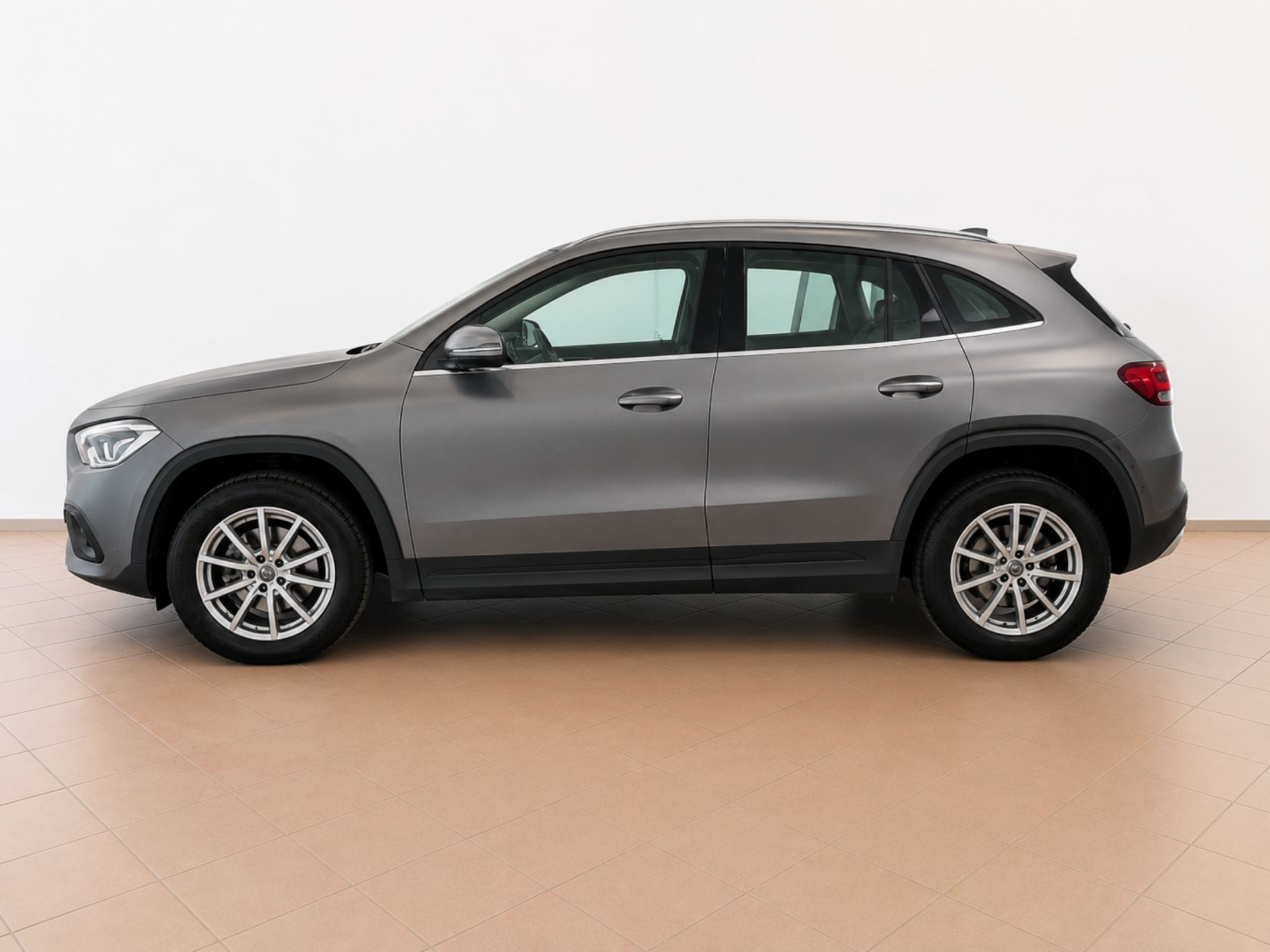 ---IN ARRIVO--- MERCEDES GLA SUV 200 D AUTOMATIC BUSINESS EXTRA - 893 - 1 - AutoCerra - Concessionaria | Officina a Lamezia Terme —IN ARRIVO— MERCEDES GLA SUV 200 D AUTOMATIC BUSINESS EXTRA – 893