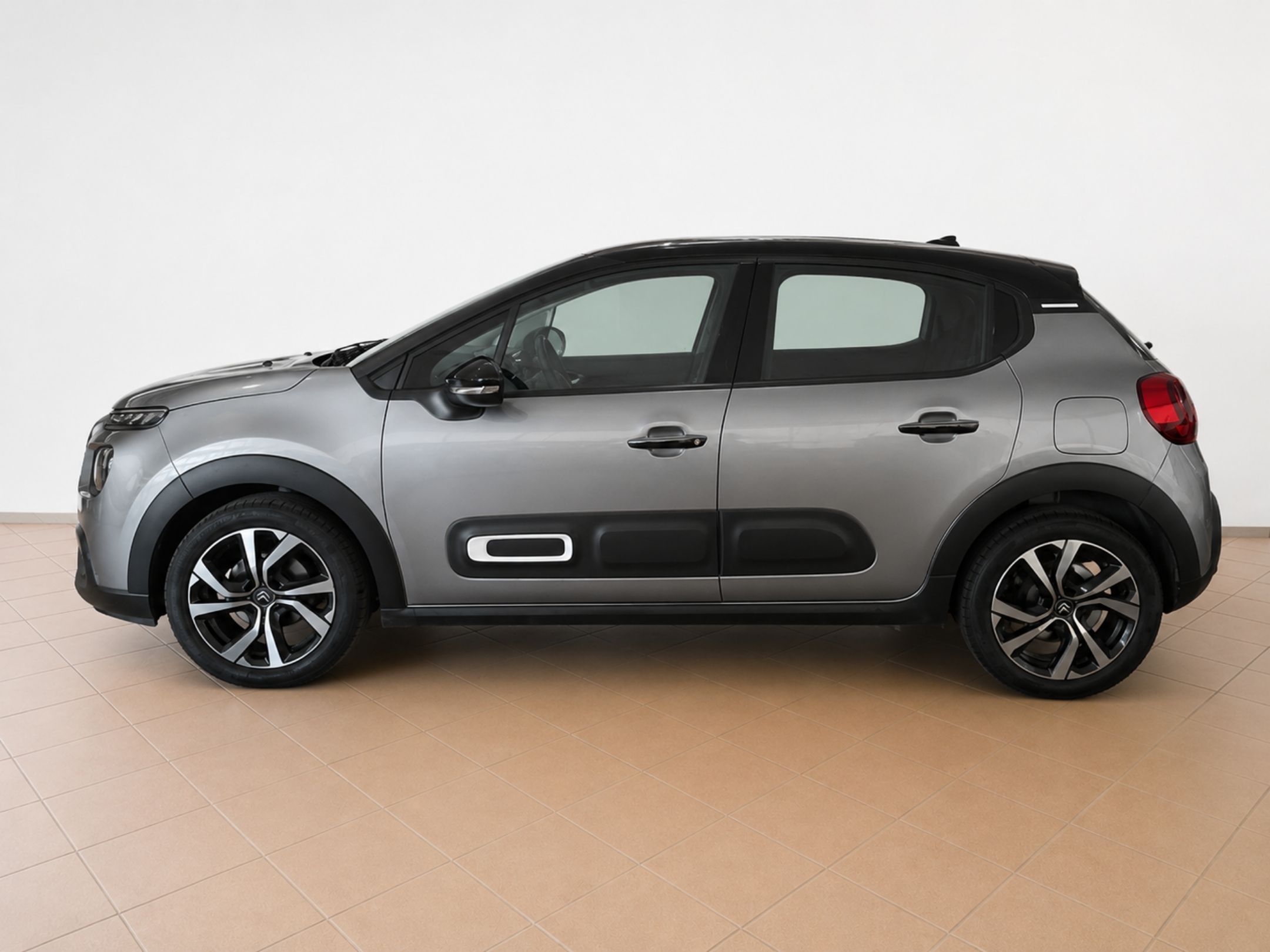 ---PROMO--- CITROEN C3 BERLINA BLUEHDI 100 SES SHINE PACK - 885 - 1 - AutoCerra - Concessionaria | Officina a Lamezia Terme —PROMO— CITROEN C3 BERLINA BLUEHDI 100 SES SHINE PACK – 885