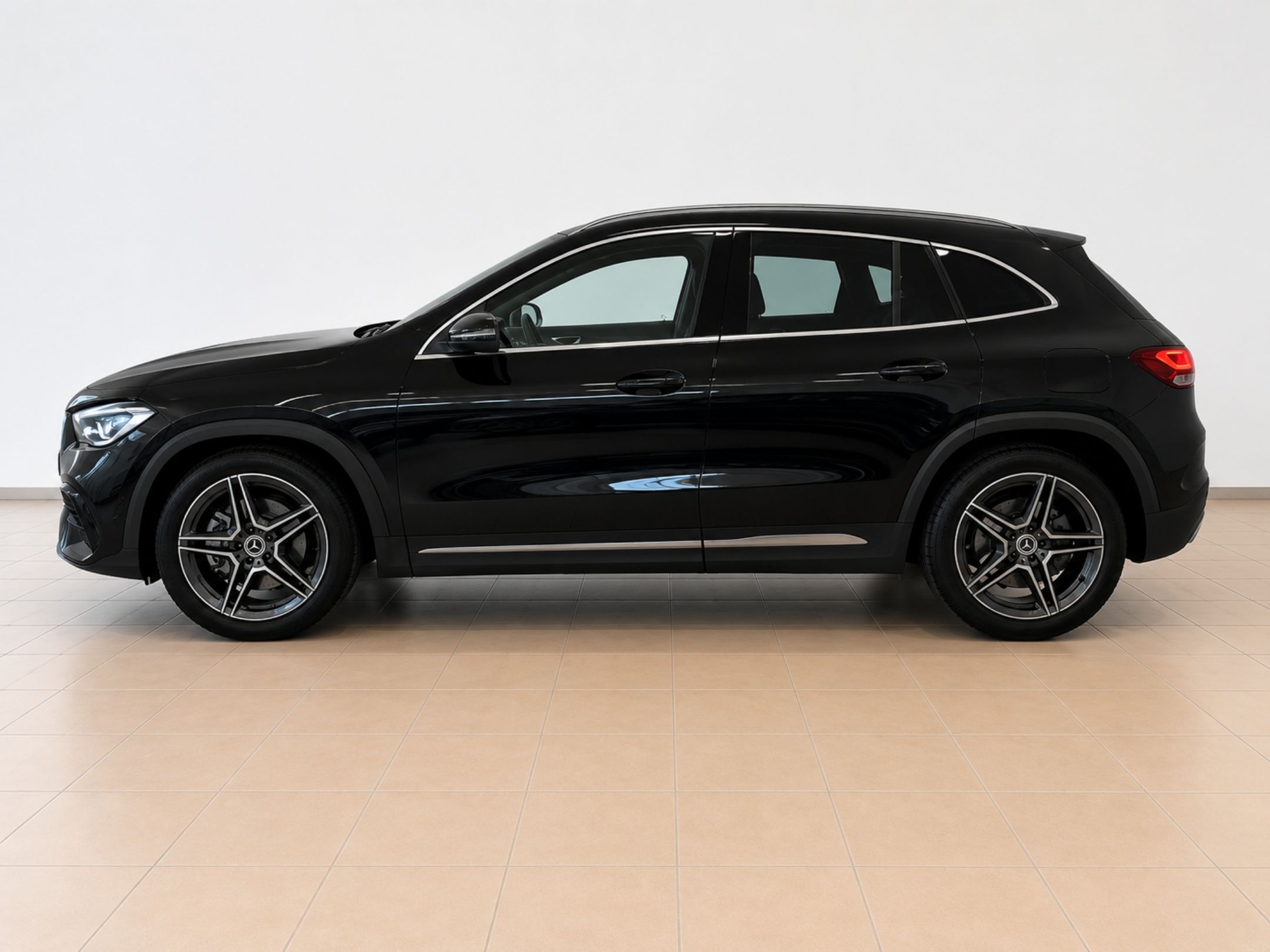 ---PROMO--- MERCEDES GLA SUV 250 AUTOMATIC EQ-POWER PREMIUM - 888 - 1 - AutoCerra - Concessionaria | Officina a Lamezia Terme —PROMO— MERCEDES GLA SUV 250 AUTOMATIC EQ-POWER PREMIUM – 888