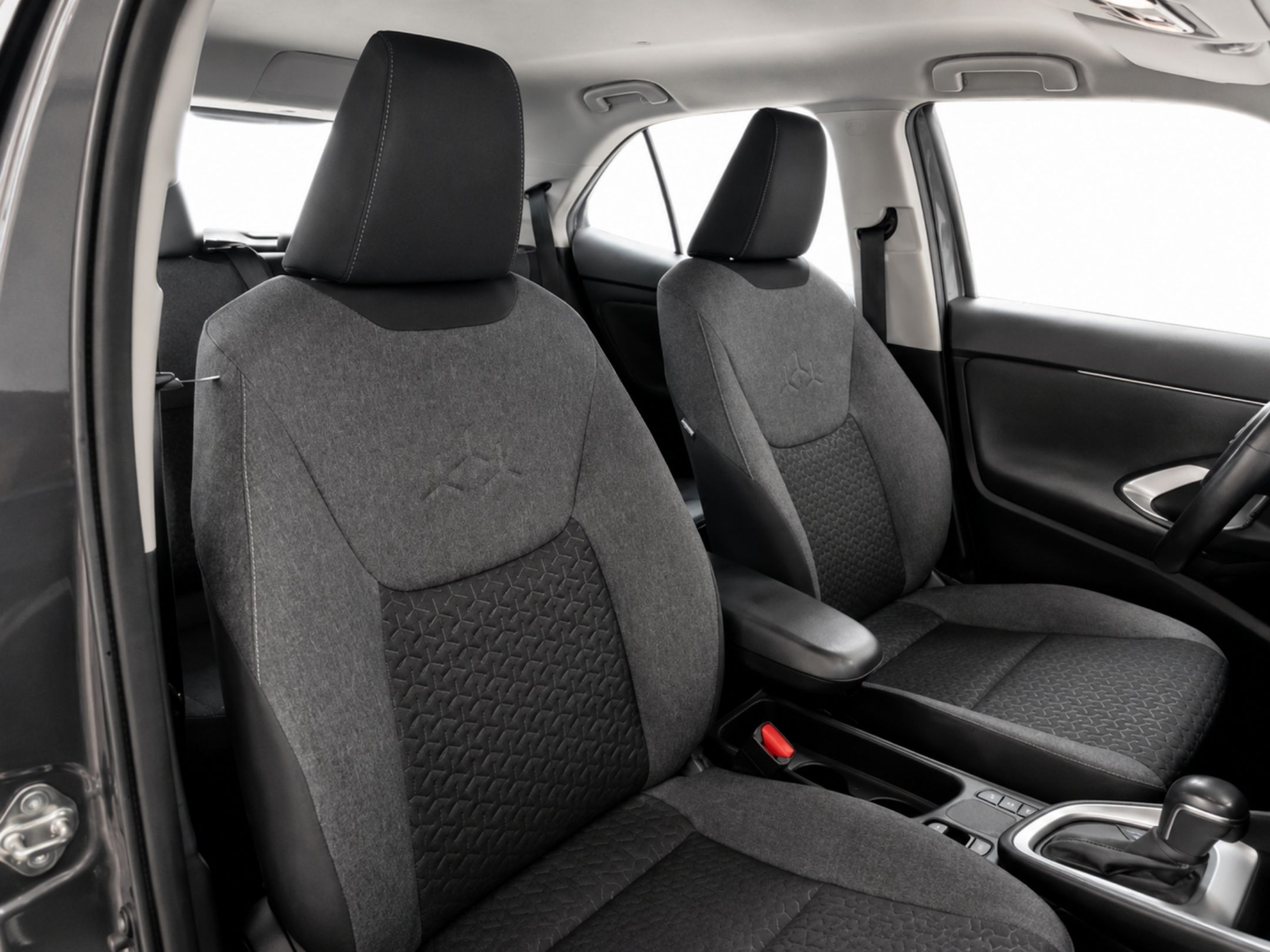 TOYOTA YARIS CROSS SUV 1.5H (116 CV) E-CVT BUSINESS - 905 - 9 - AutoCerra - Concessionaria | Officina a Lamezia Terme TOYOTA YARIS CROSS SUV 1.5H (116 CV) E-CVT BUSINESS – 905