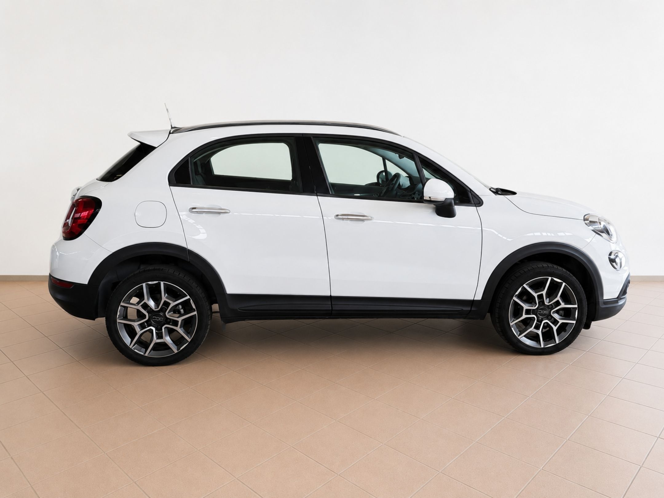 FIAT 500X CROSSOVER 1.3 T4 150CV DCT E6D CROSS - 903 - 3 - AutoCerra - Concessionaria | Officina a Lamezia Terme FIAT 500X CROSSOVER 1.3 T4 150CV DCT E6D CROSS – 903