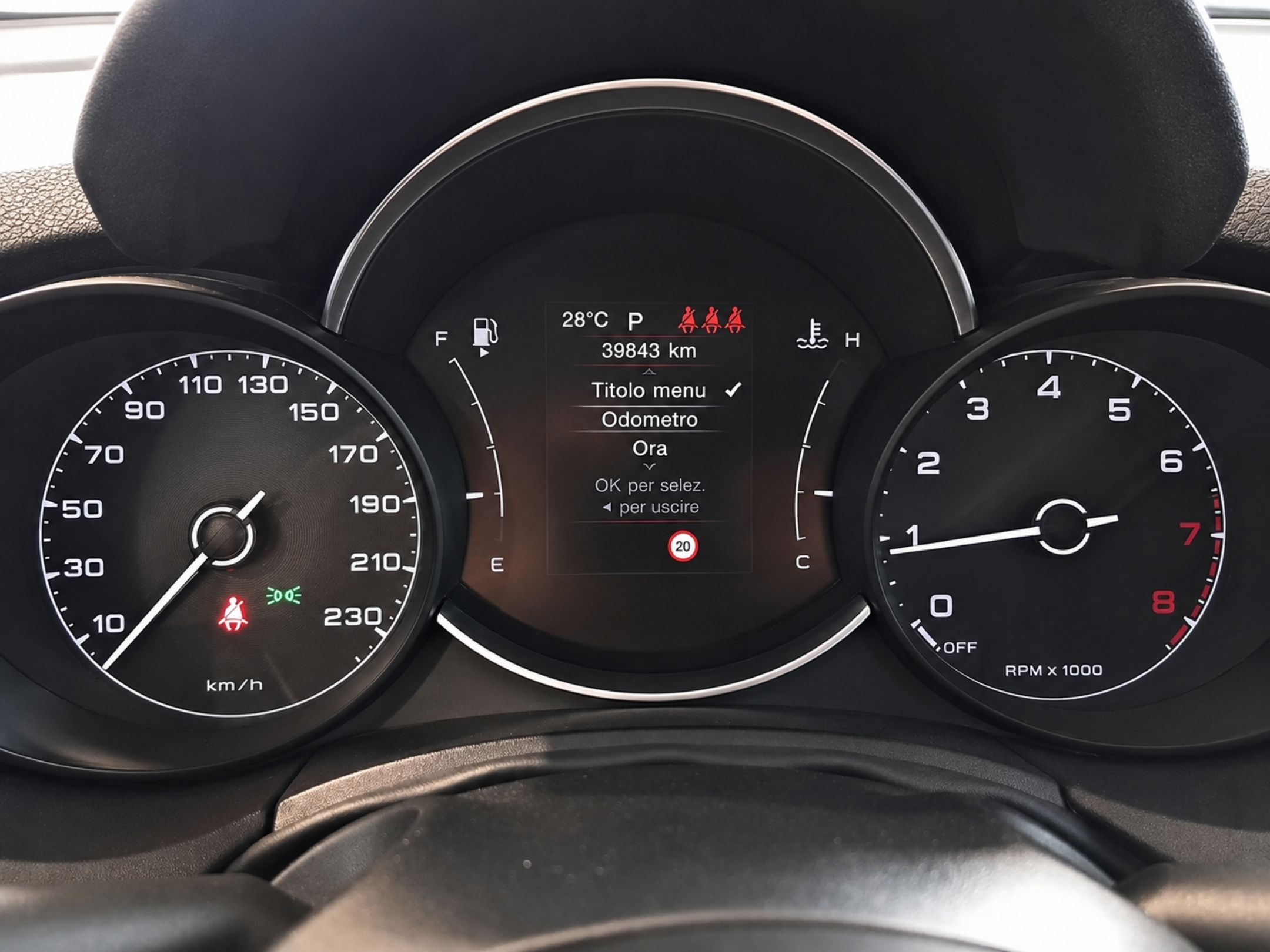 FIAT 500X CROSSOVER 1.3 T4 150CV DCT E6D CROSS - 903 - 5 - AutoCerra - Concessionaria | Officina a Lamezia Terme FIAT 500X CROSSOVER 1.3 T4 150CV DCT E6D CROSS – 903