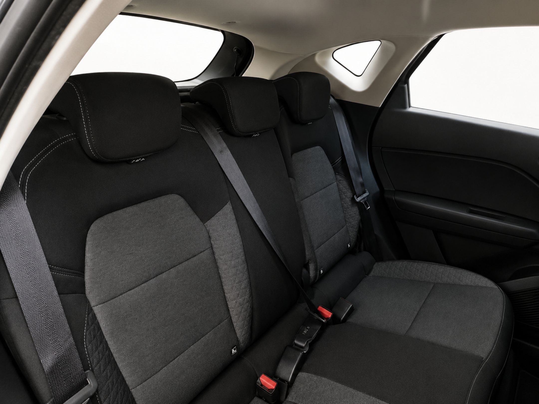 RENAULT CAPTUR SUV 1.6 E-TECH HEV 105KW EQUILIBRE AUTO - 915 - 7 - AutoCerra - Concessionaria | Officina a Lamezia Terme RENAULT CAPTUR SUV 1.6 E-TECH HEV 105KW EQUILIBRE AUTO – 915