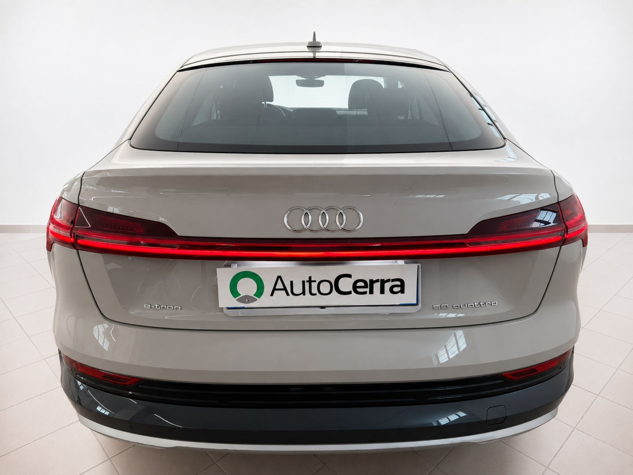 AUDI E-TRON SPORTBACK SUV 50 QUATTRO BUSINESS - 930 - 14 - AutoCerra - Concessionaria | Officina a Lamezia Terme AUDI E-TRON SPORTBACK SUV 50 QUATTRO BUSINESS – 930