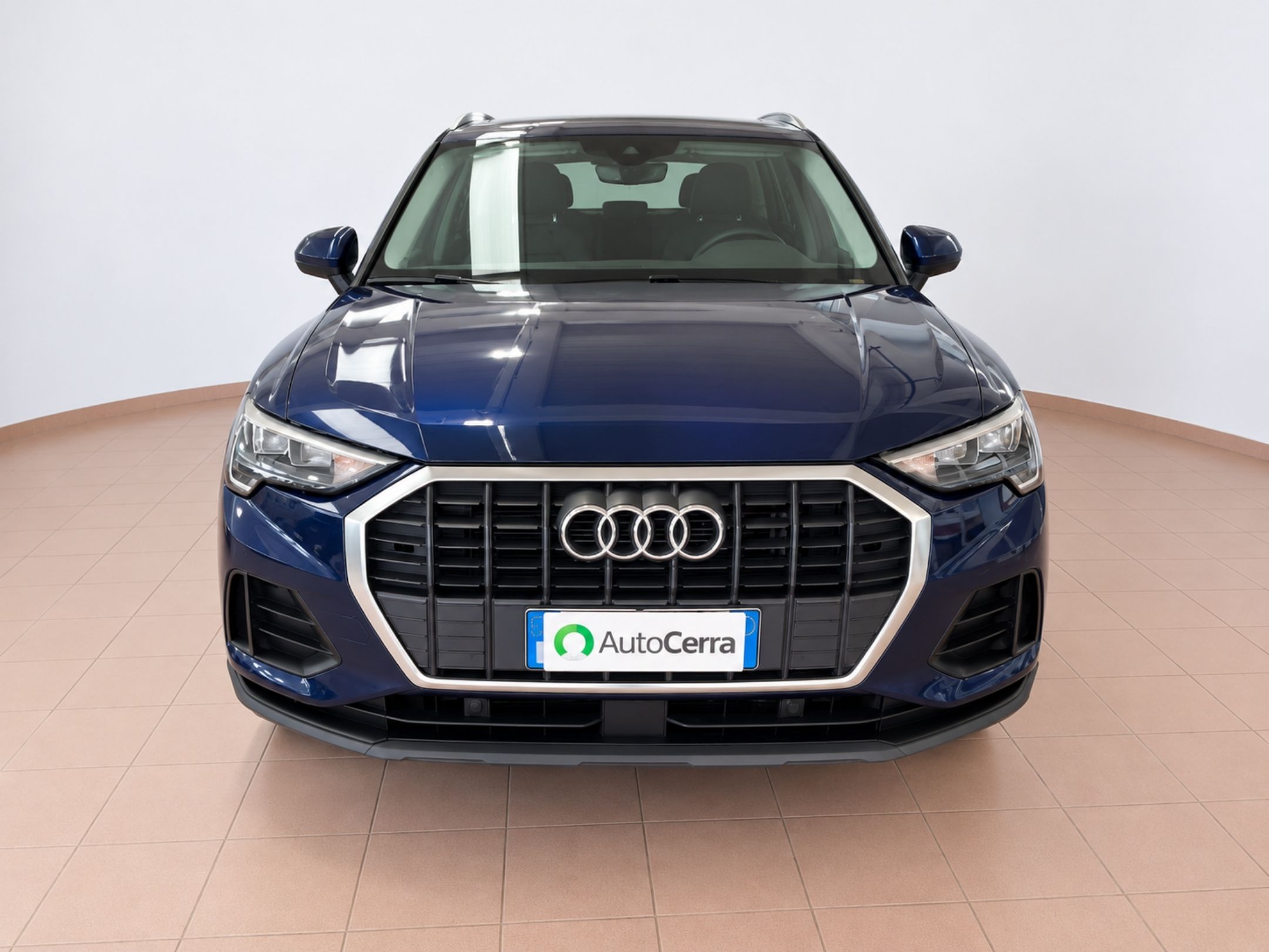 ---IN ARRIVO--- AUDI Q3 SUV 35 TDI S TRONIC BUSINESS - 947 - 2 - AutoCerra - Concessionaria | Officina a Lamezia Terme —IN ARRIVO— AUDI Q3 SUV 35 TDI S TRONIC BUSINESS – 947