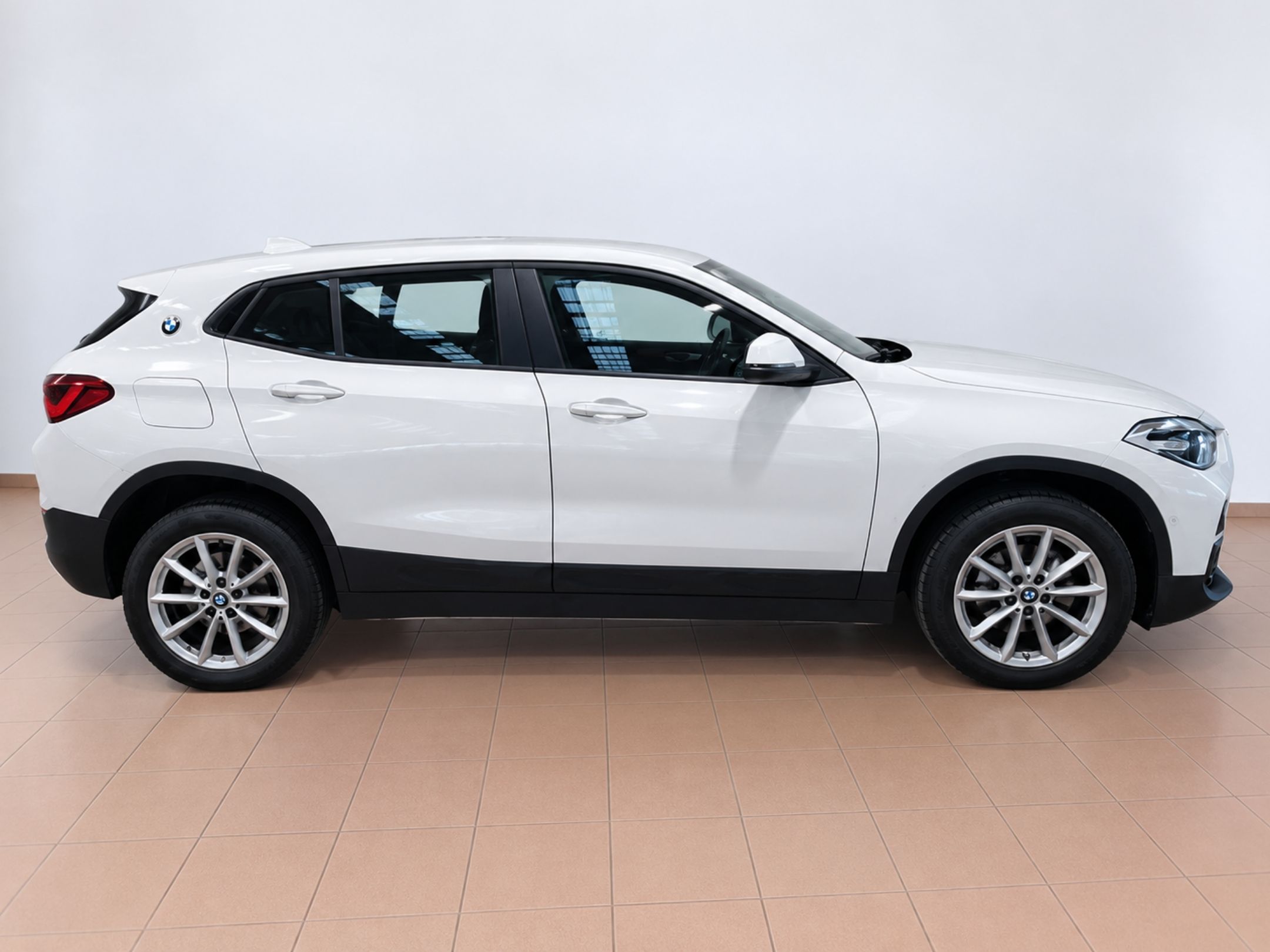---IN ARRIVO--- BMW X2 SUV SDRIVE 16D BUSINESS X - 948 - 3 - AutoCerra - Concessionaria | Officina a Lamezia Terme —IN ARRIVO— BMW X2 SUV SDRIVE 16D BUSINESS X – 948