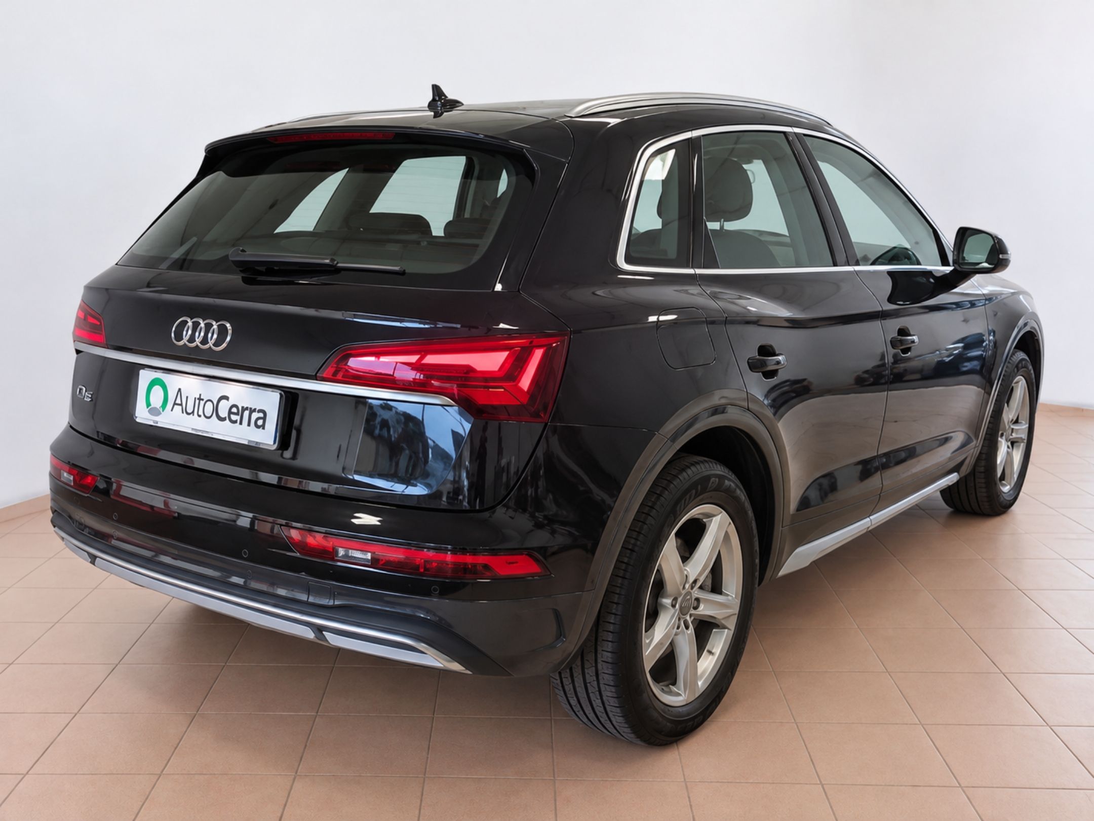 ---IN ARRIVO--- AUDI Q5 SUV 35 TDI BUSINESS ADVANCED S TRONIC - 955 - 4 - AutoCerra - Concessionaria | Officina a Lamezia Terme —IN ARRIVO— AUDI Q5 SUV 35 TDI BUSINESS ADVANCED S TRONIC – 955