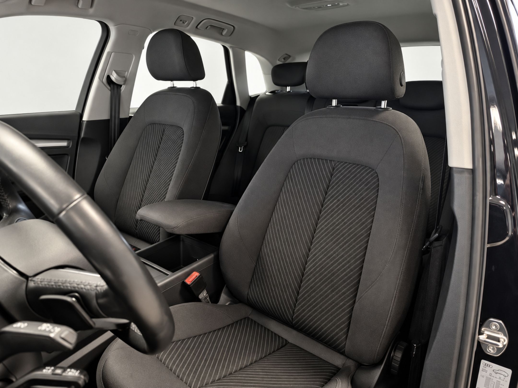 ---IN ARRIVO--- AUDI Q5 SUV 35 TDI BUSINESS ADVANCED S TRONIC - 955 - 6 - AutoCerra - Concessionaria | Officina a Lamezia Terme —IN ARRIVO— AUDI Q5 SUV 35 TDI BUSINESS ADVANCED S TRONIC – 955