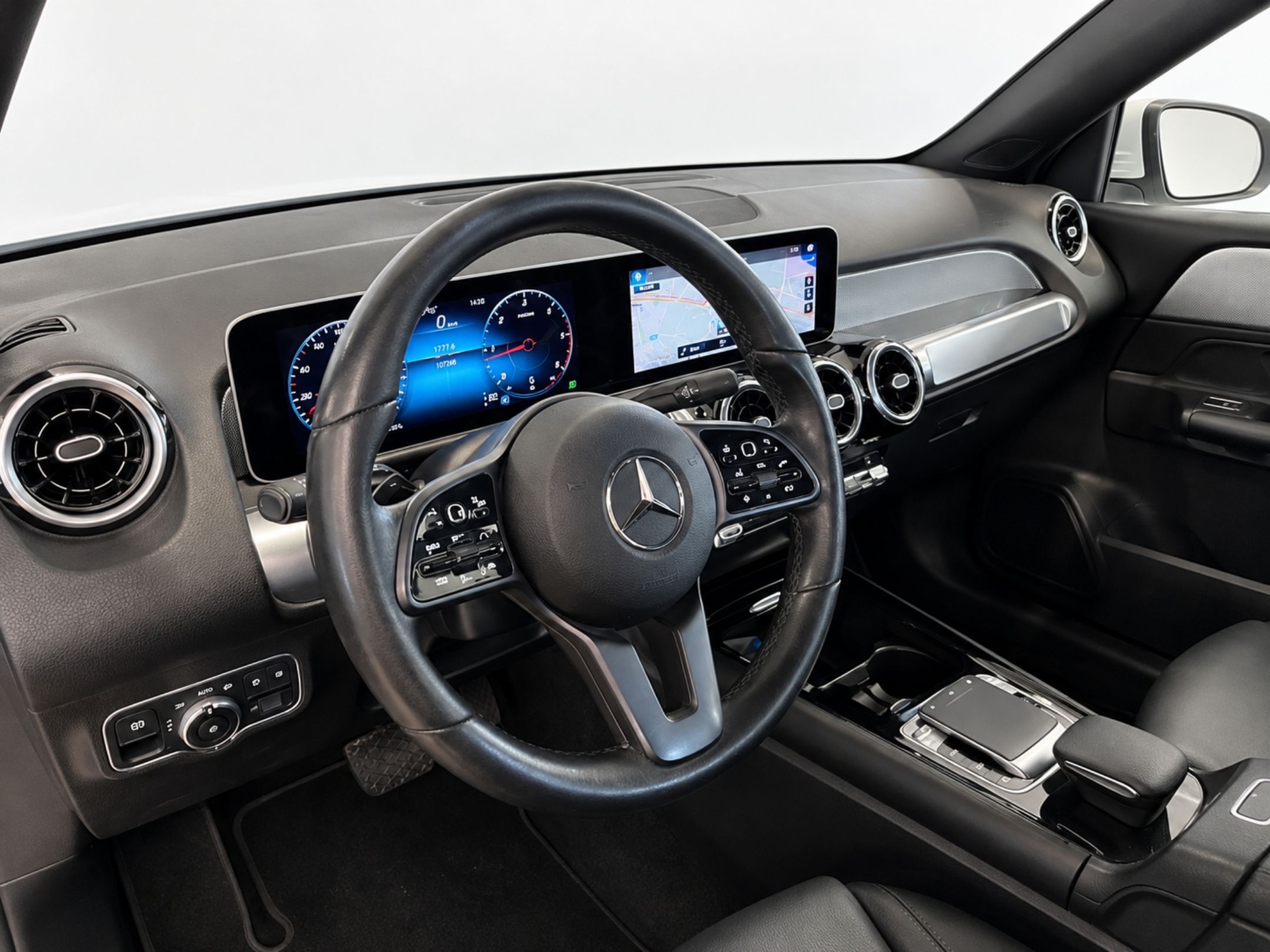 ---IN ARRIVO--- MERCEDES GLB SUV GLB 200 D AUTOMATIC 4MATIC BUSINESS EXTRA - 953 - 6 - AutoCerra - Concessionaria | Officina a Lamezia Terme —IN ARRIVO— MERCEDES GLB SUV GLB 200 D AUTOMATIC 4MATIC BUSINESS EXTRA – 953