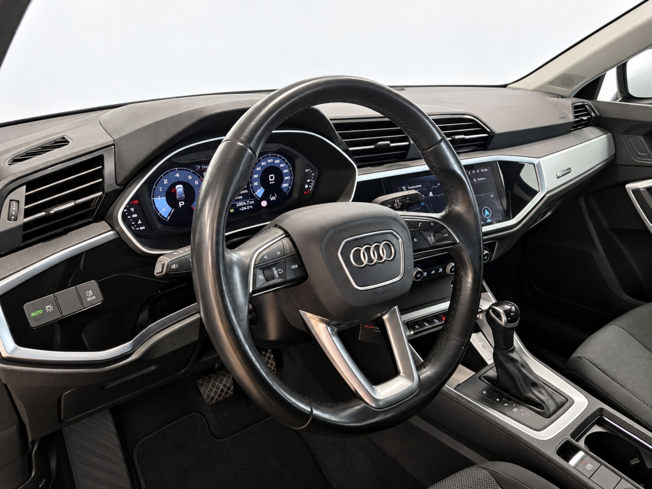 ---IN ARRIVO--- AUDI Q3 SUV 35 TDI S TRONIC BUSINESS - 947 - 7 - AutoCerra - Concessionaria | Officina a Lamezia Terme —IN ARRIVO— AUDI Q3 SUV 35 TDI S TRONIC BUSINESS – 947