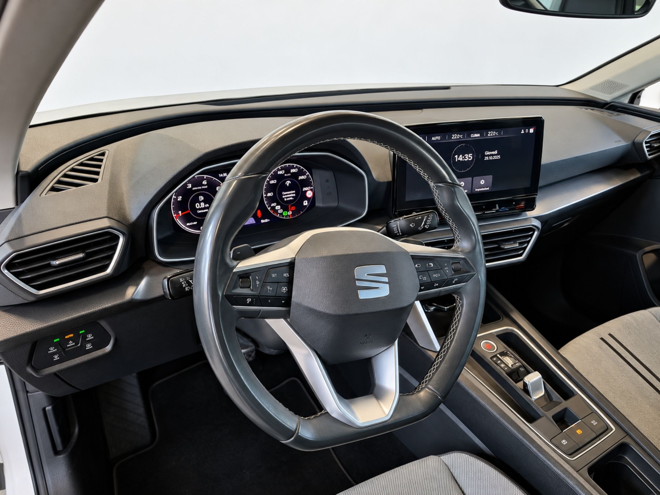 ---IN ARRIVO--- SEAT LEON BERLINA 2.0 TDI 110KW BUSINESS DSG - 961 - 7 - AutoCerra - Concessionaria | Officina a Lamezia Terme —IN ARRIVO— SEAT LEON BERLINA 2.0 TDI 110KW BUSINESS DSG – 961
